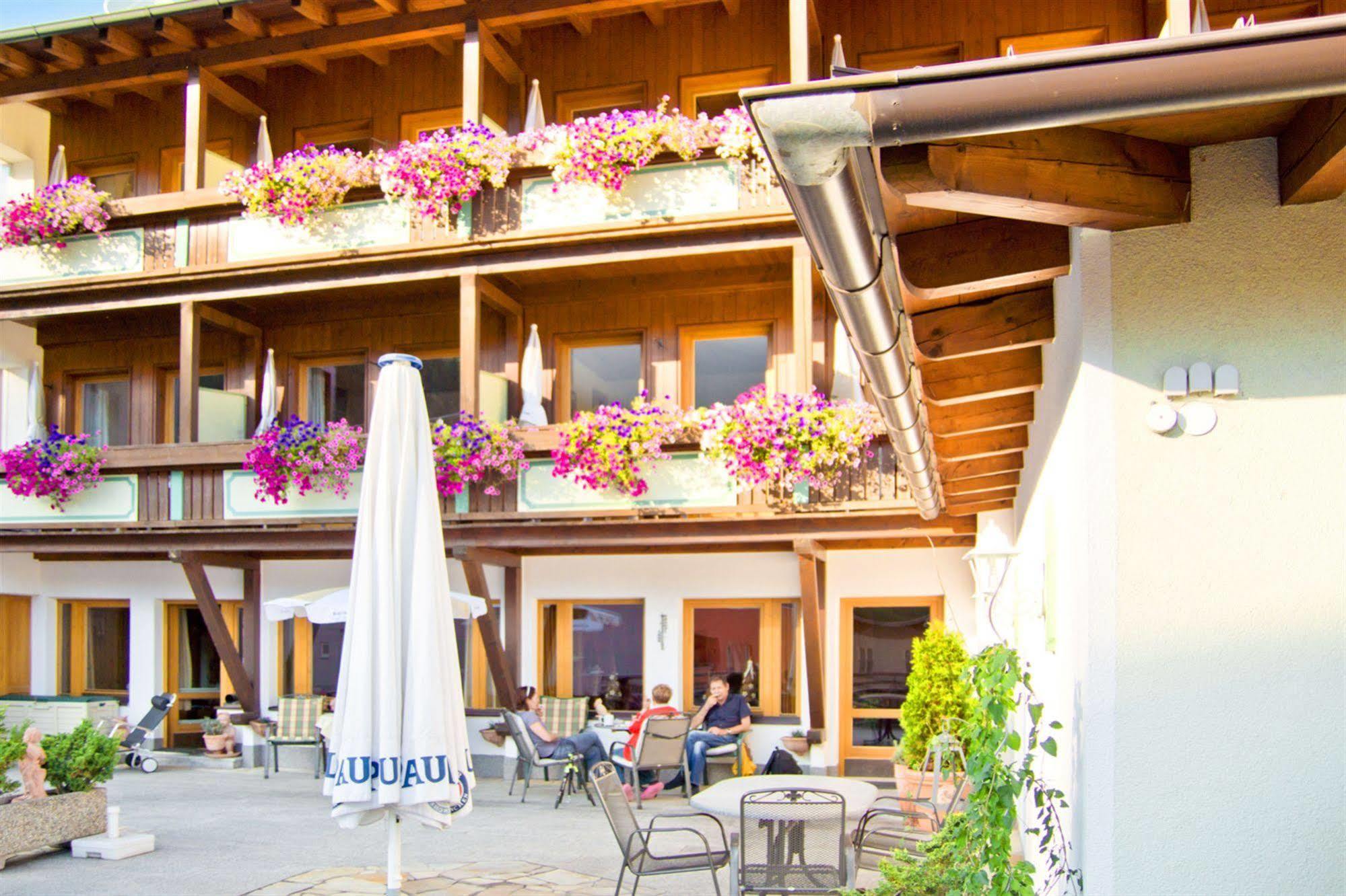 Hotel Garni Hainbacherhof Sölden Exterior foto